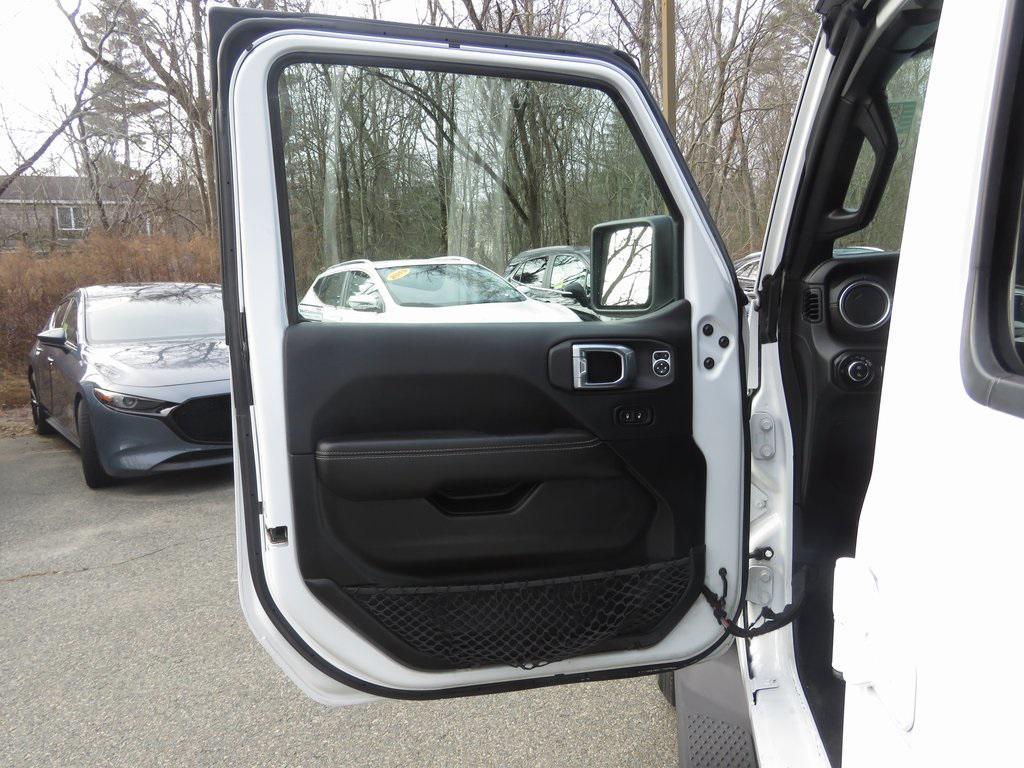used 2021 Jeep Gladiator car, priced at $29,973