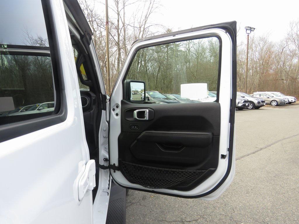 used 2021 Jeep Gladiator car, priced at $29,973