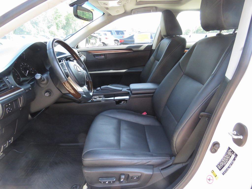 used 2014 Lexus ES 350 car, priced at $13,992