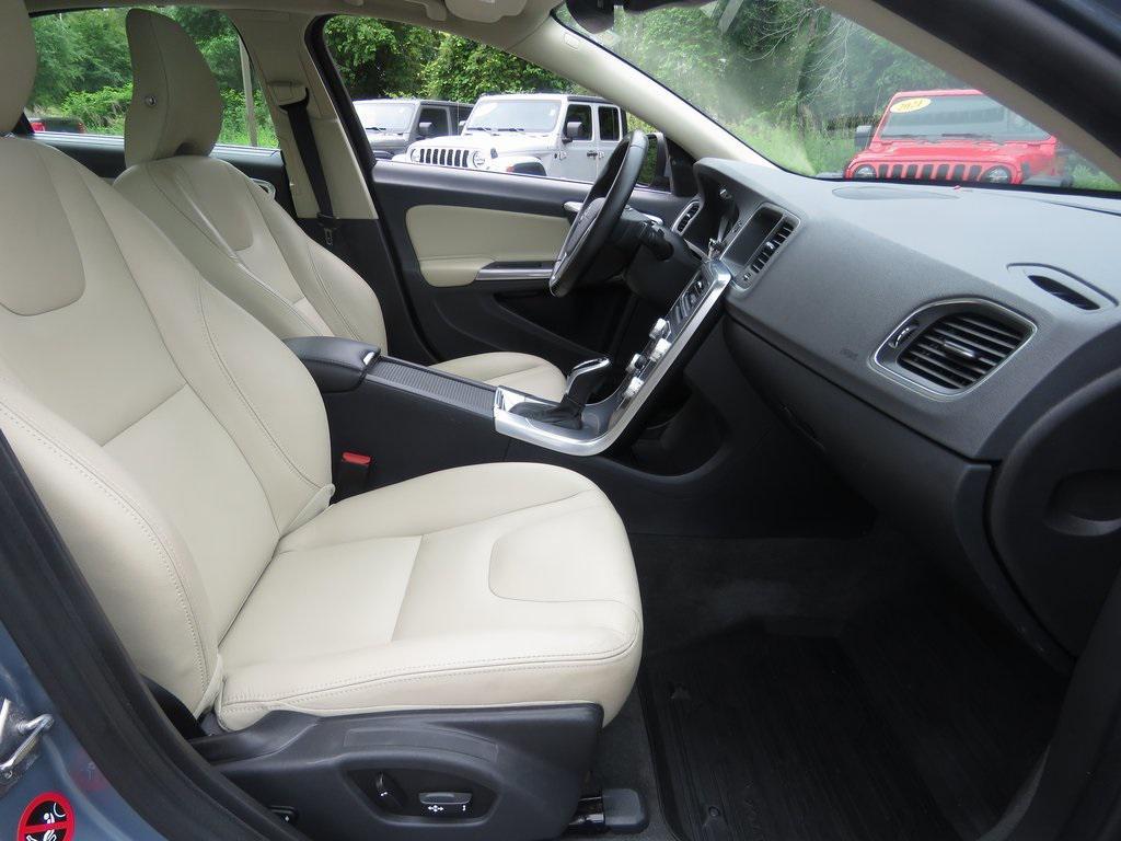 used 2018 Volvo S60 Inscription car, priced at $15,238