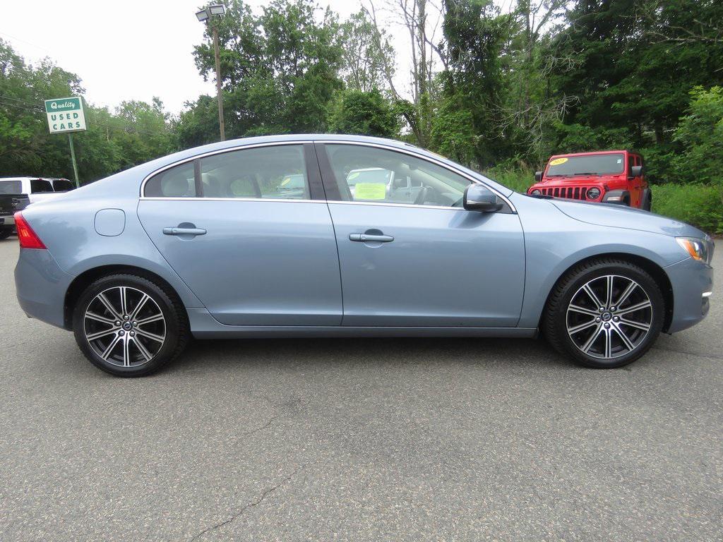 used 2018 Volvo S60 Inscription car, priced at $15,238