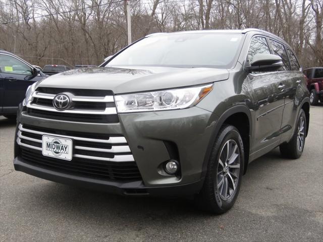 used 2017 Toyota Highlander car, priced at $24,915