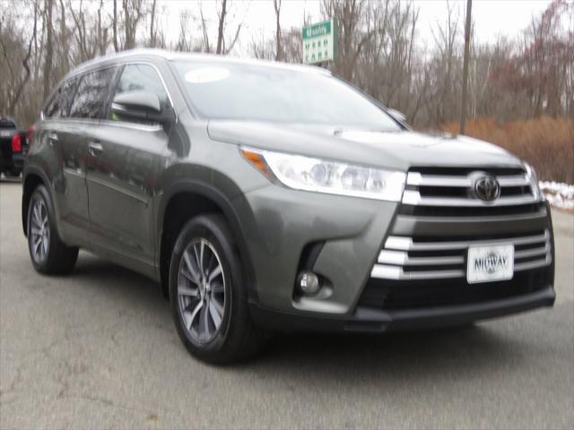 used 2017 Toyota Highlander car, priced at $24,915