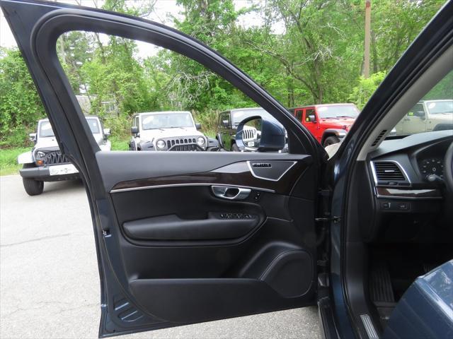 used 2019 Volvo XC90 car, priced at $23,997