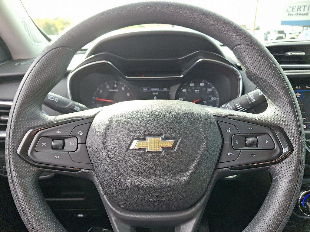 used 2023 Chevrolet TrailBlazer car, priced at $22,888