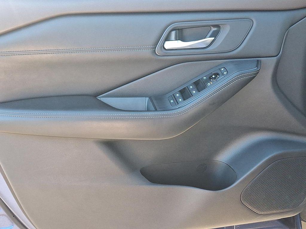 used 2023 Nissan Rogue car, priced at $20,718