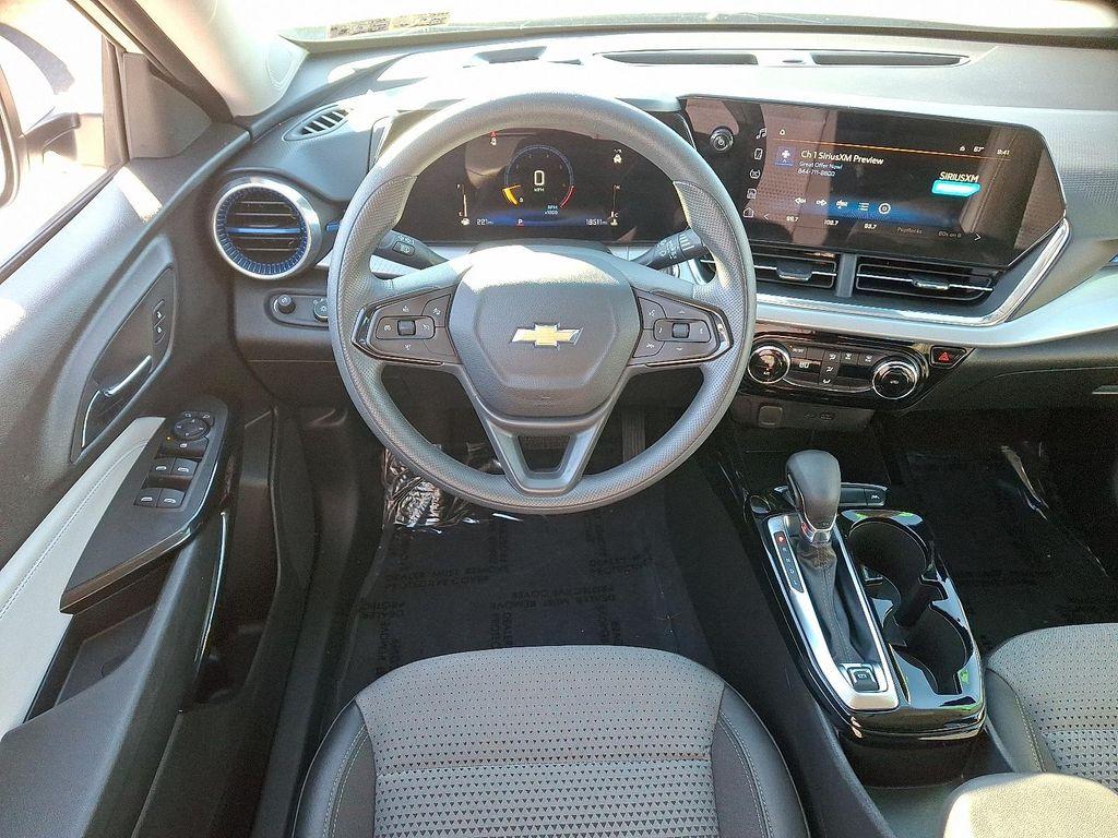 used 2024 Chevrolet Trax car, priced at $21,618