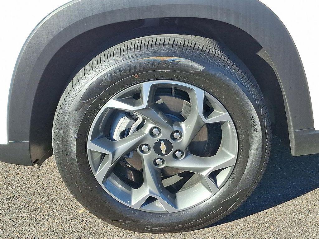 used 2024 Chevrolet Trax car, priced at $21,618