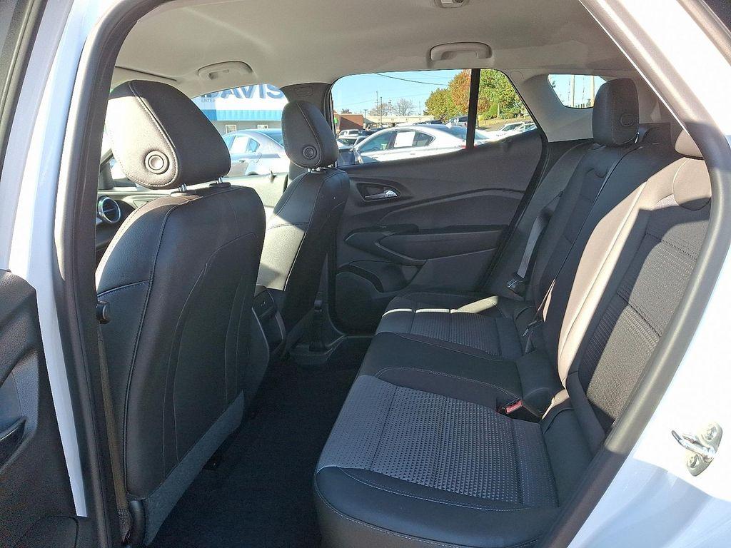 used 2024 Chevrolet Trax car, priced at $21,618