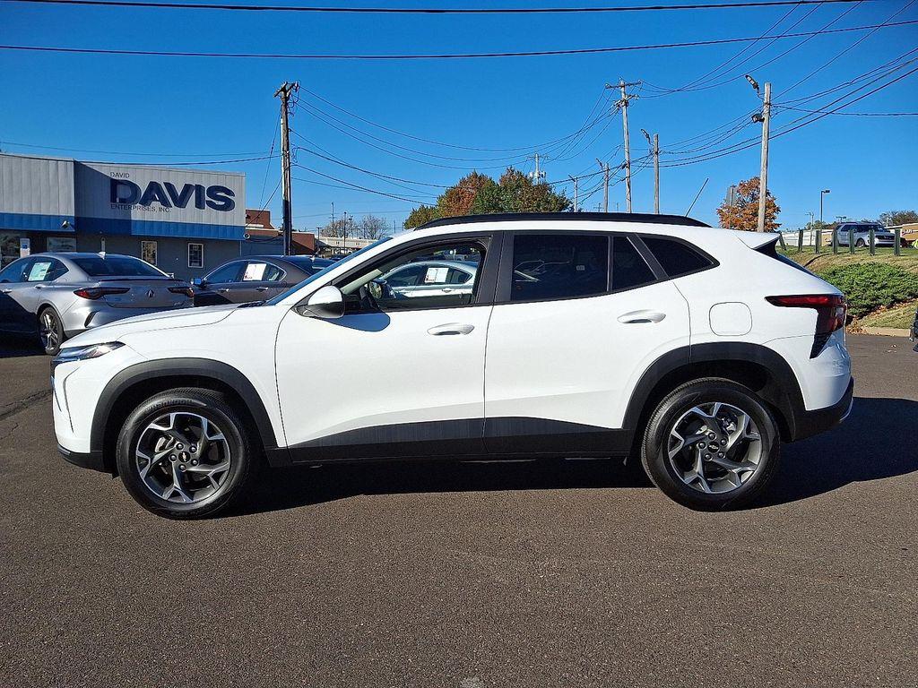 used 2024 Chevrolet Trax car, priced at $21,618