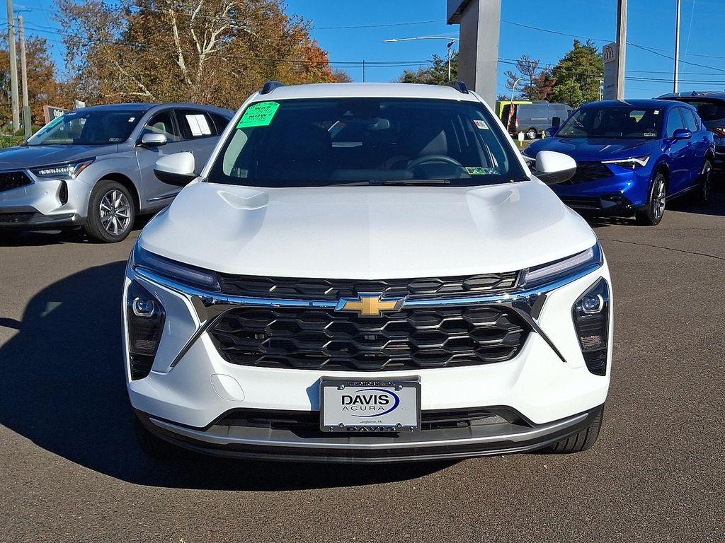 used 2024 Chevrolet Trax car, priced at $21,618