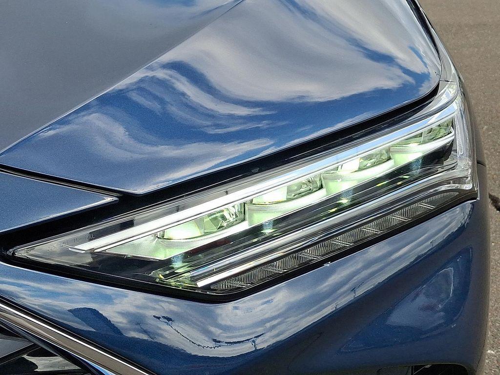 used 2025 Acura MDX car, priced at $48,978