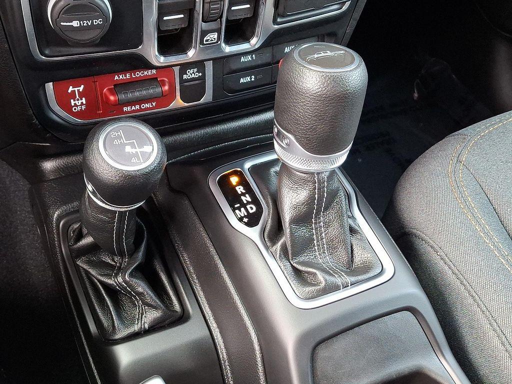 used 2024 Jeep Gladiator car, priced at $37,686
