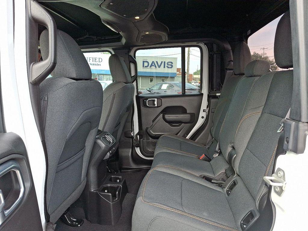 used 2024 Jeep Gladiator car, priced at $37,686