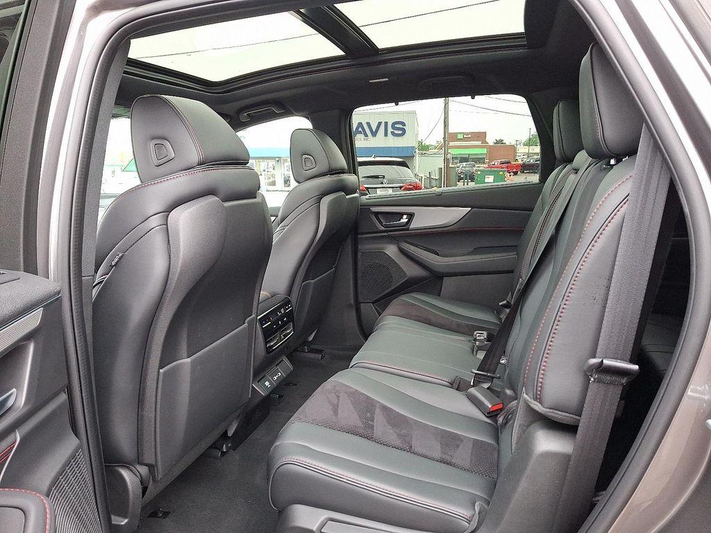 used 2022 Acura MDX car, priced at $40,818