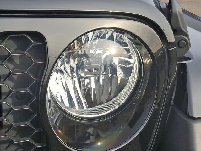 used 2021 Jeep Gladiator car, priced at $31,888