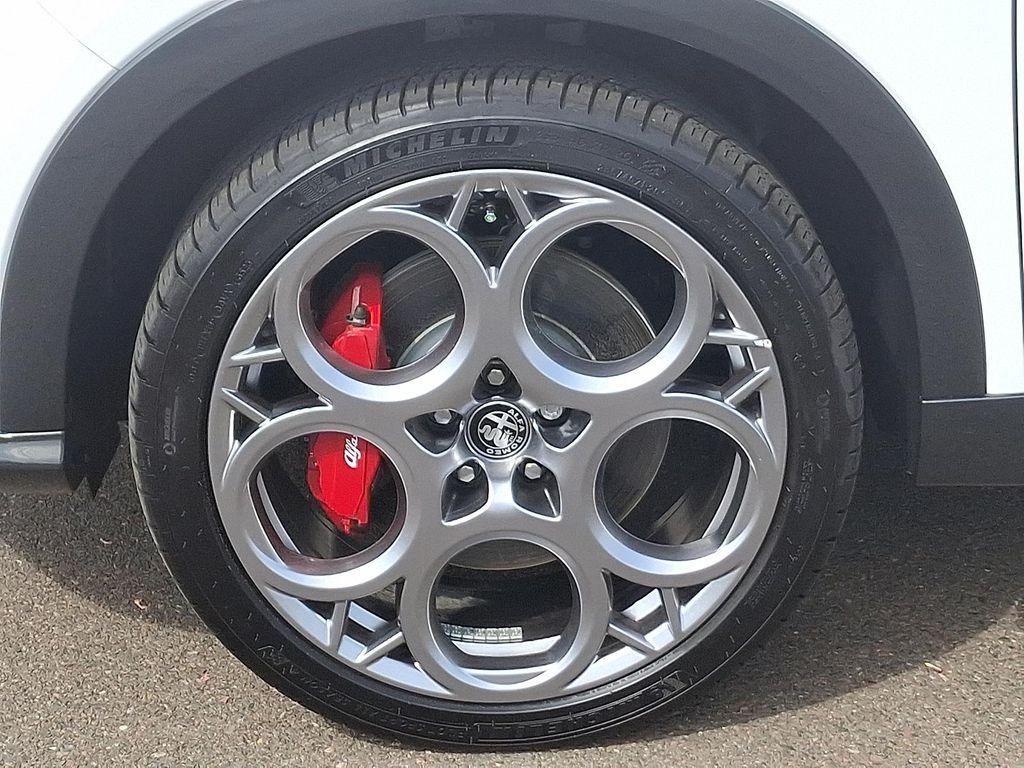used 2024 Alfa Romeo Tonale car, priced at $29,998