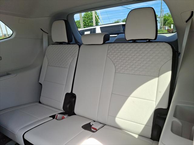 used 2024 GMC Acadia car, priced at $52,698