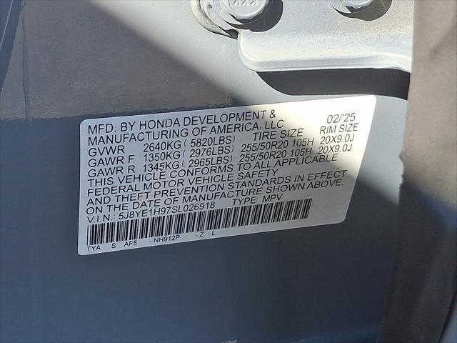 new 2025 Acura MDX car, priced at $70,250