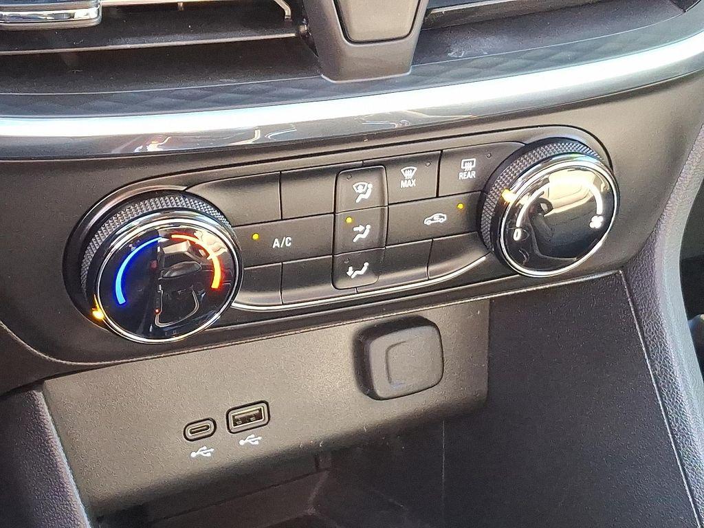 used 2024 Buick Encore GX car, priced at $22,818