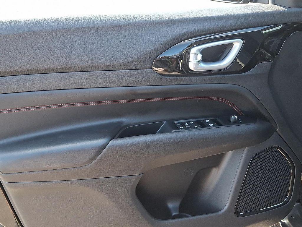 used 2022 Jeep Compass car, priced at $24,998