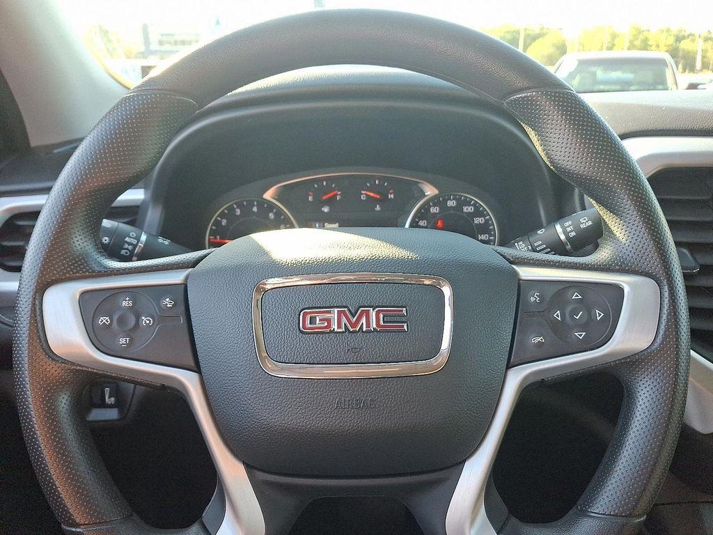 used 2023 GMC Acadia car, priced at $28,748