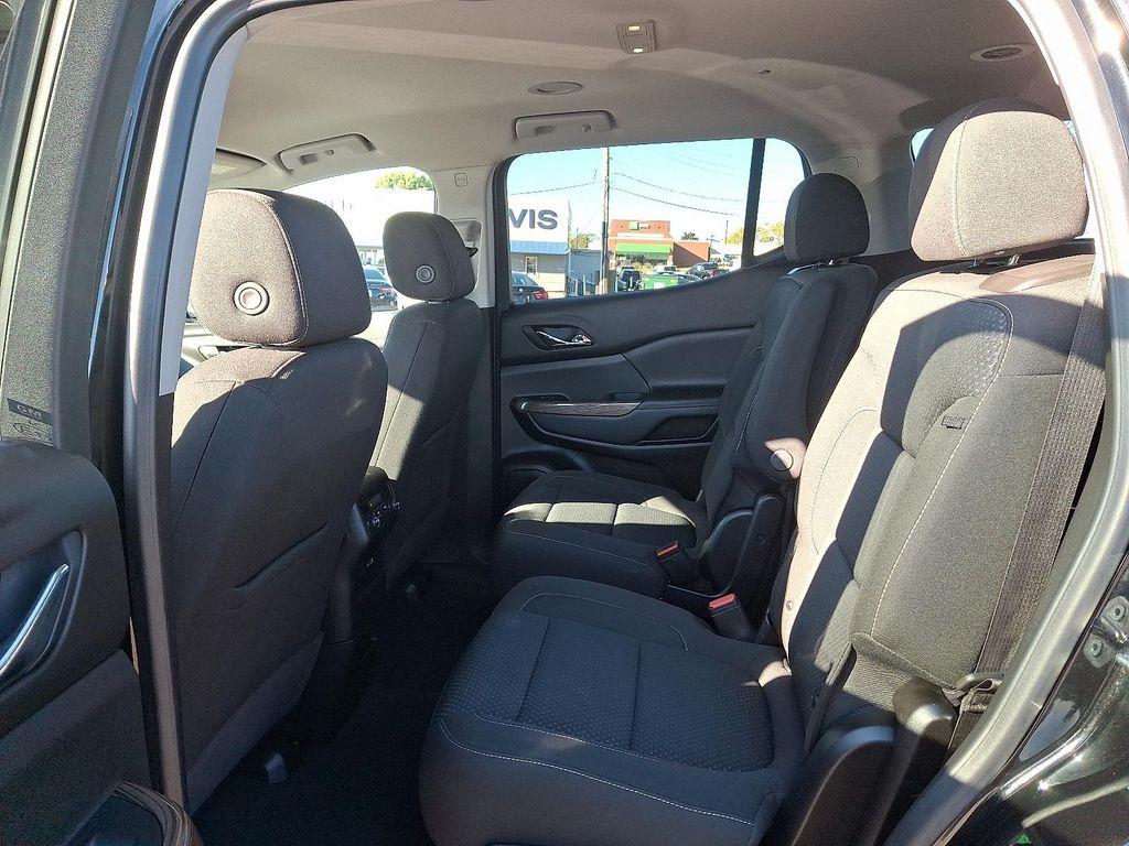 used 2023 GMC Acadia car, priced at $28,748