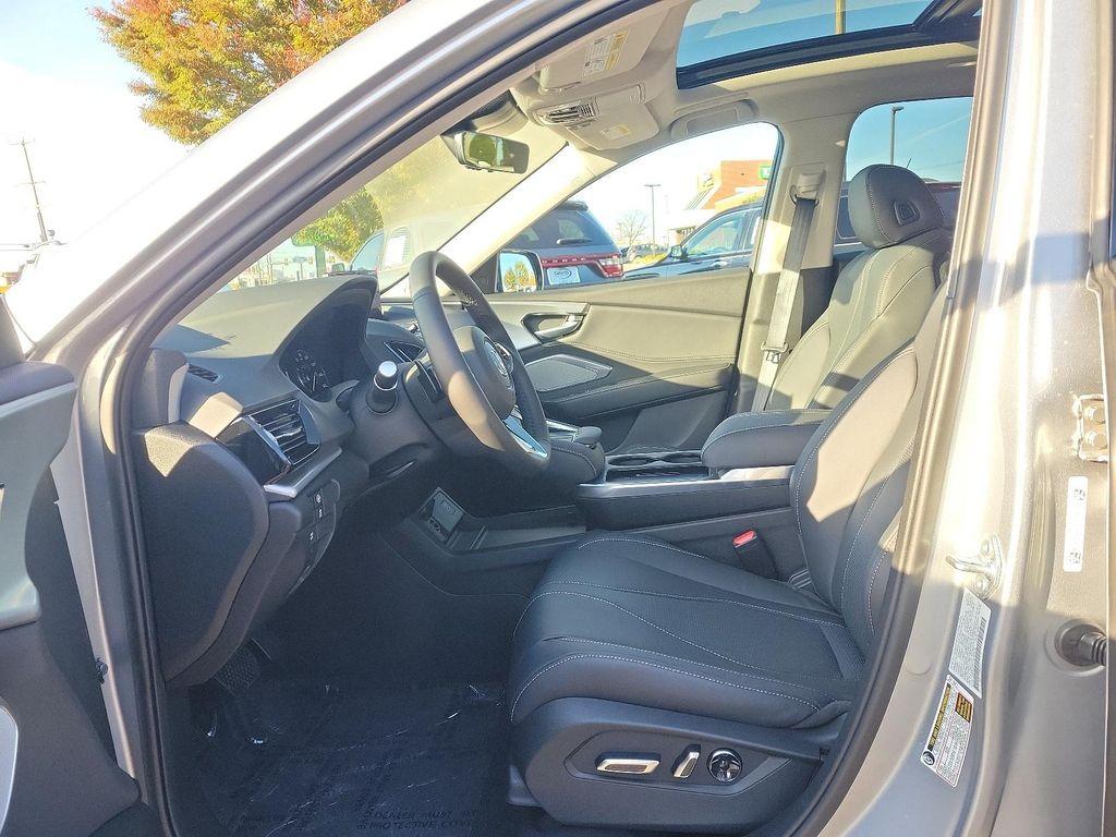 used 2025 Acura RDX car, priced at $42,998