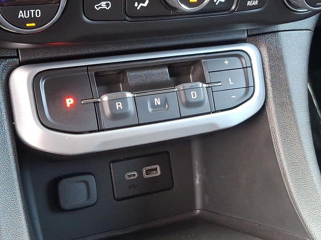 used 2023 GMC Acadia car, priced at $28,998
