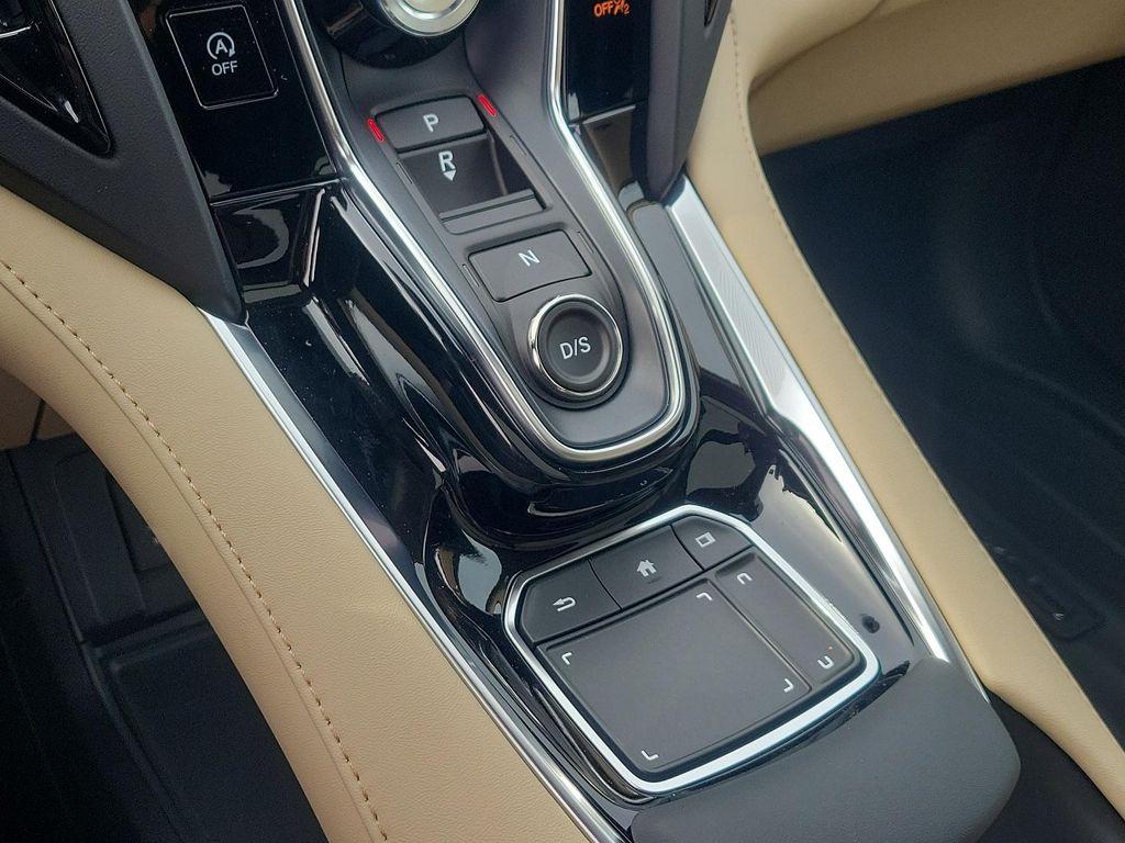 used 2024 Acura RDX car, priced at $38,994