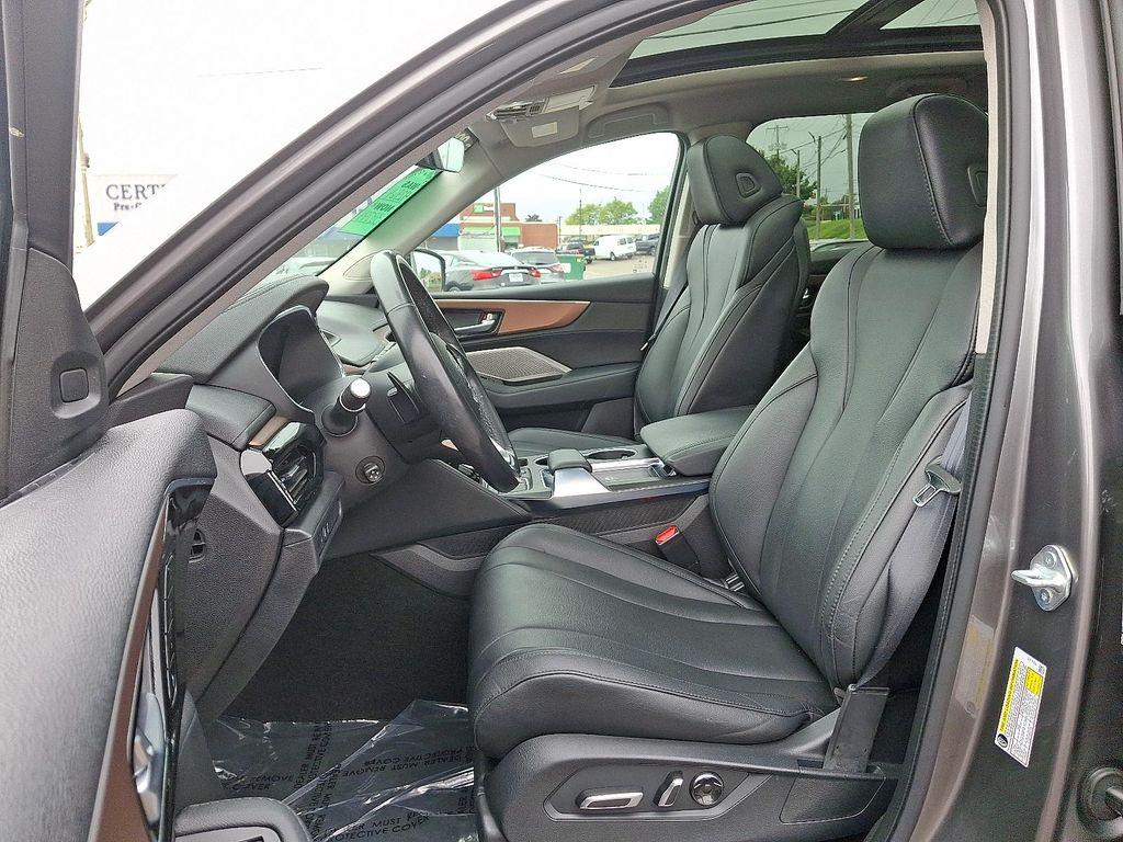 used 2022 Acura MDX car, priced at $35,986