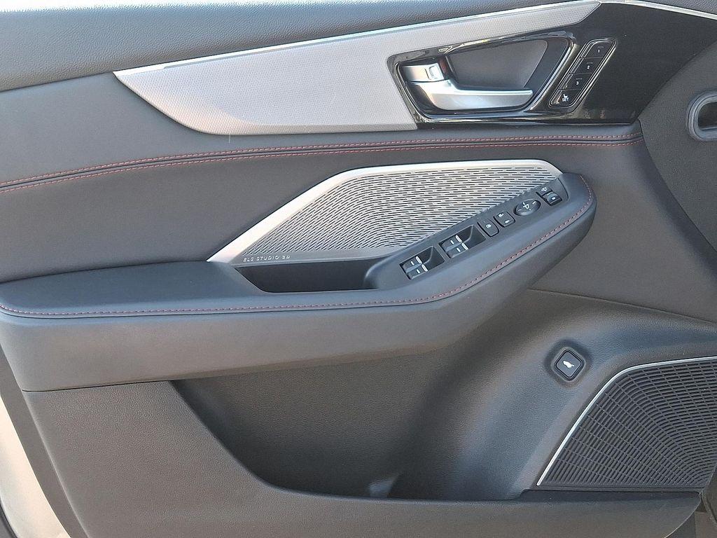 used 2023 Acura MDX car, priced at $42,218