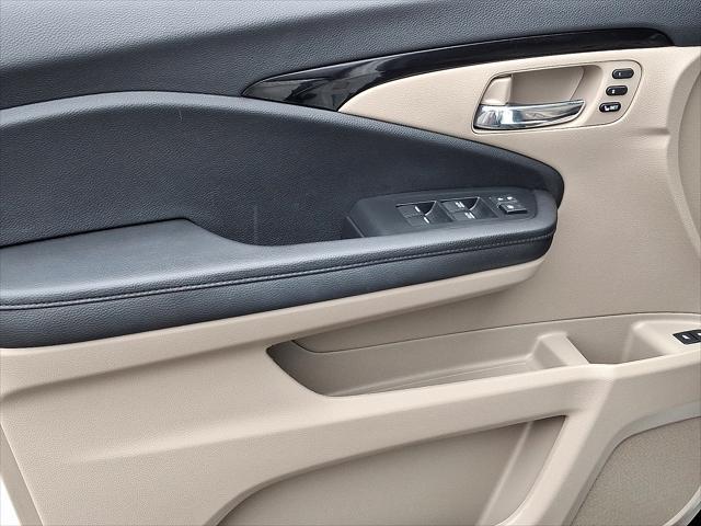used 2022 Honda Pilot car, priced at $35,488