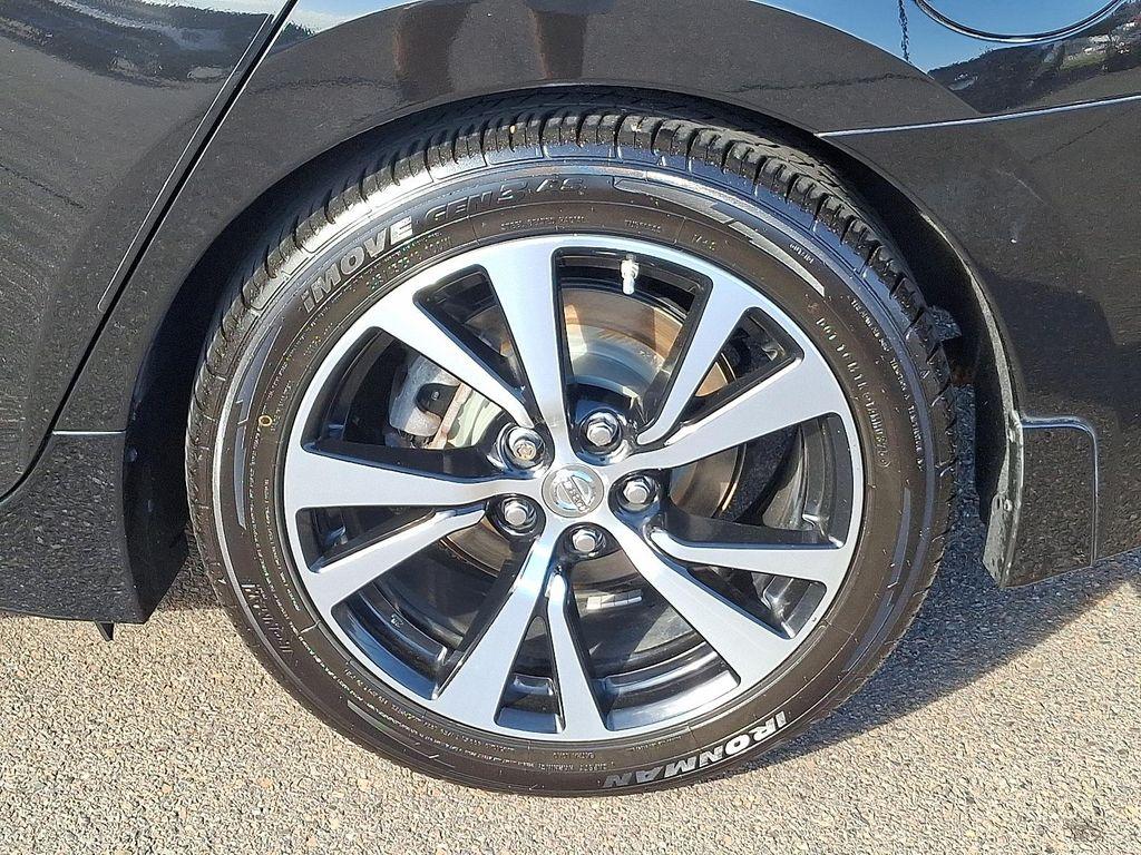 used 2018 Nissan Maxima car, priced at $17,988