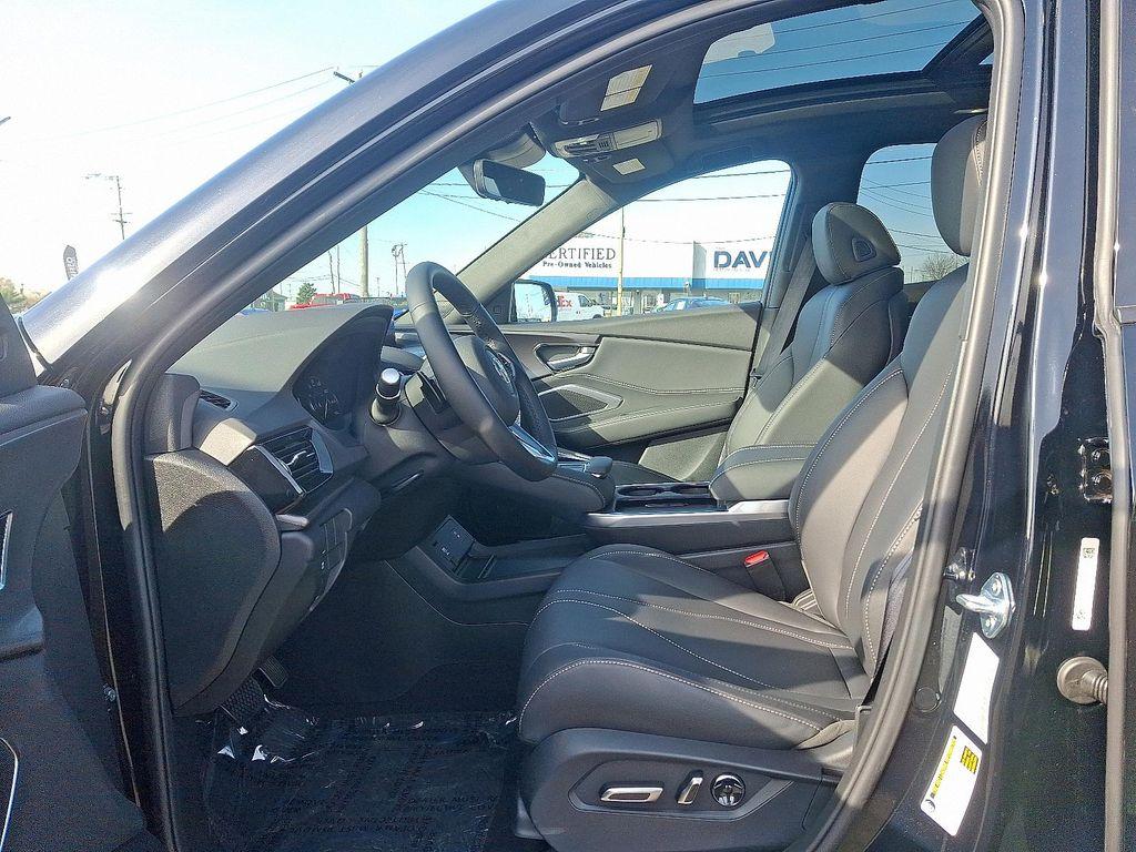 new 2025 Acura RDX car, priced at $46,650