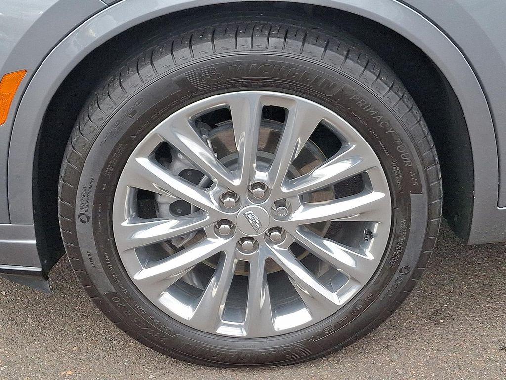 used 2022 Cadillac XT6 car, priced at $35,888