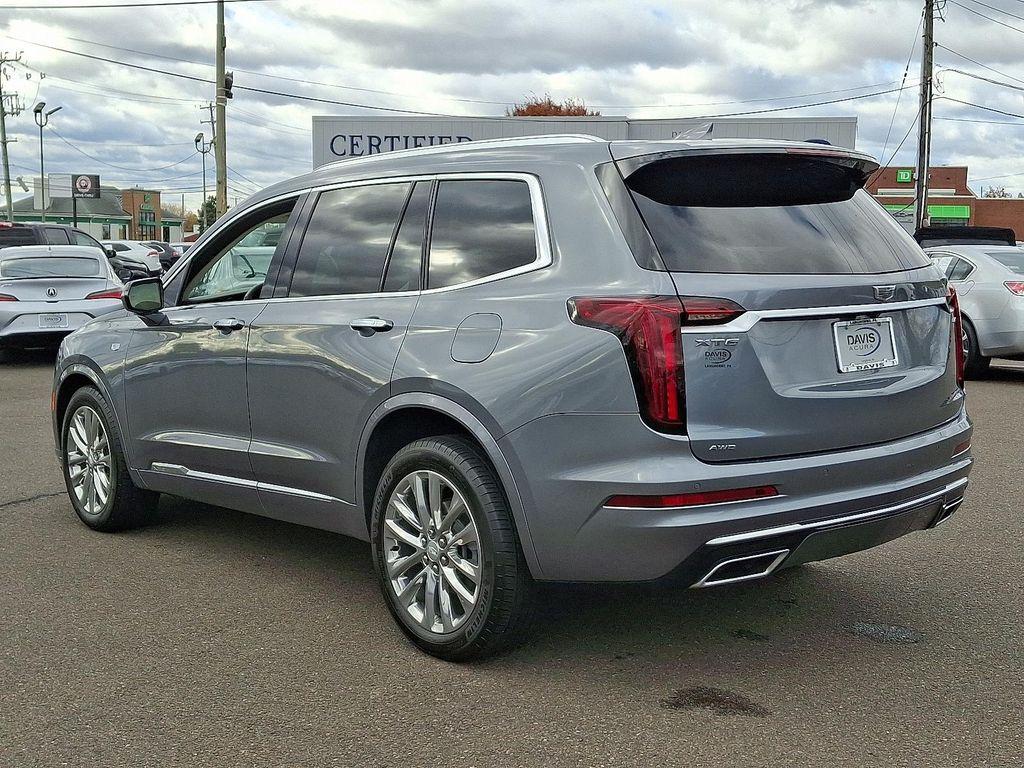 used 2022 Cadillac XT6 car, priced at $35,888