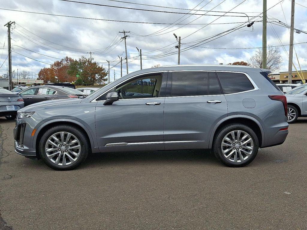 used 2022 Cadillac XT6 car, priced at $35,888