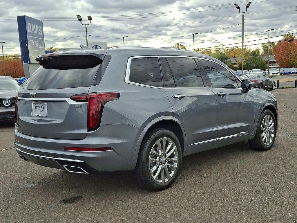 used 2022 Cadillac XT6 car, priced at $35,888
