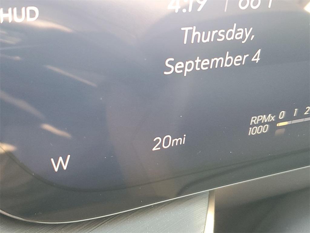 new 2025 Buick Envision car, priced at $46,424