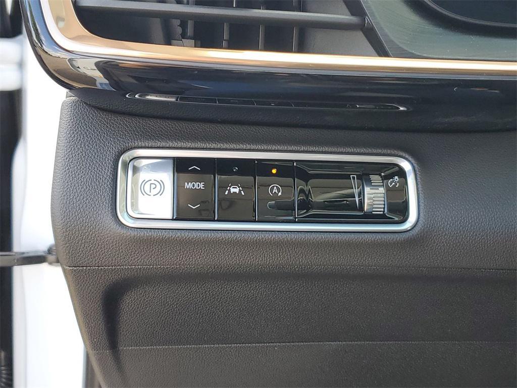 new 2025 Buick Envision car, priced at $46,424