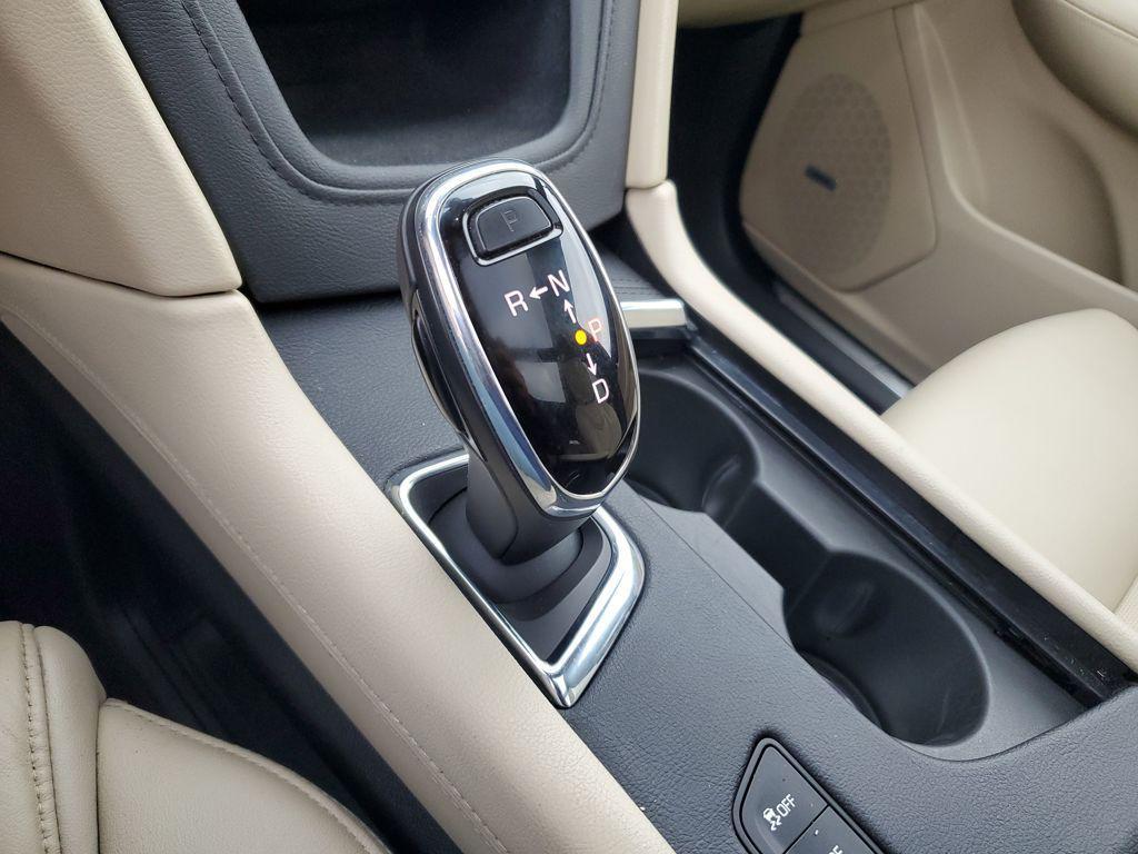 used 2019 Cadillac XT5 car, priced at $23,988