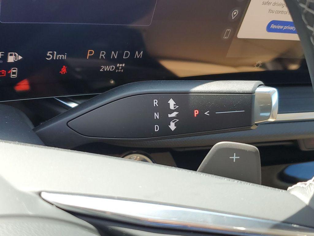 new 2025 Buick Envision car, priced at $39,152