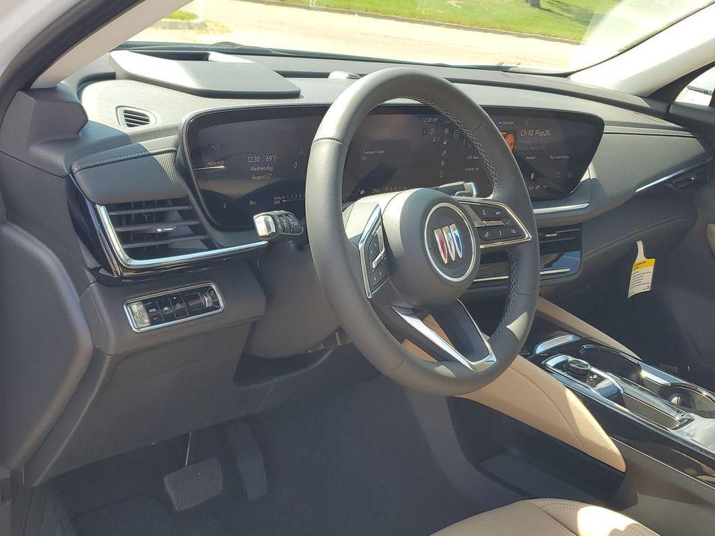 new 2025 Buick Envision car, priced at $39,152