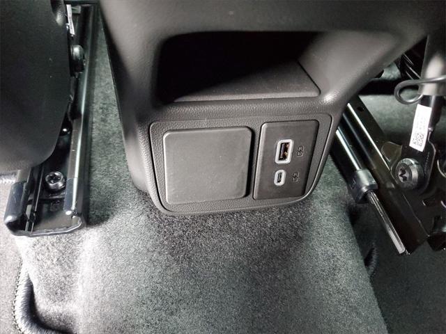 new 2025 Buick Encore GX car, priced at $31,040