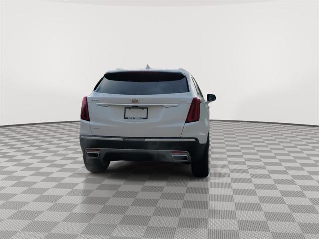 new 2025 Cadillac XT5 car, priced at $60,365