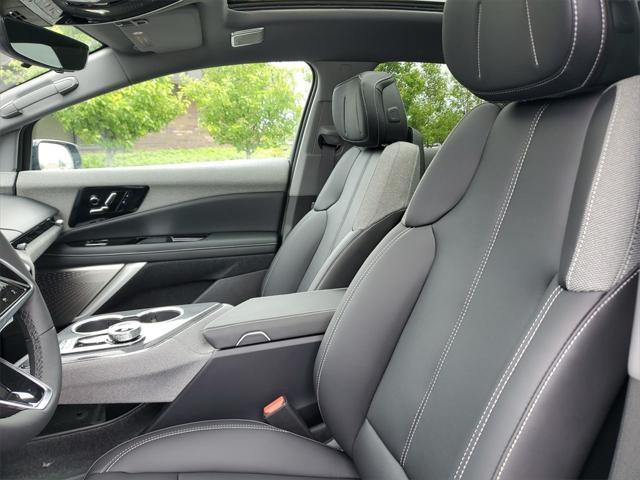 new 2025 Cadillac OPTIQ car
