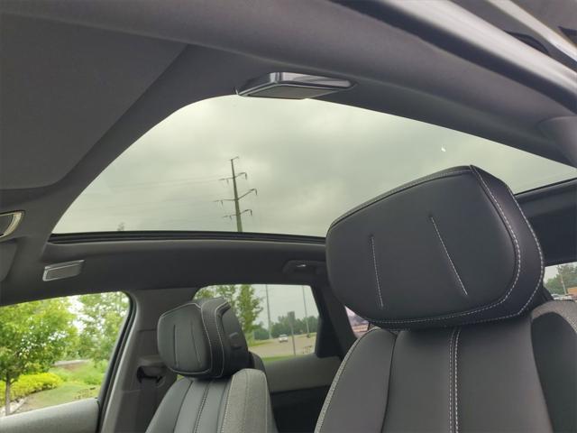 new 2025 Cadillac OPTIQ car