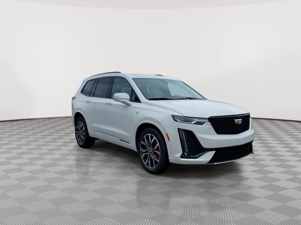 new 2025 Cadillac XT6 car, priced at $65,465