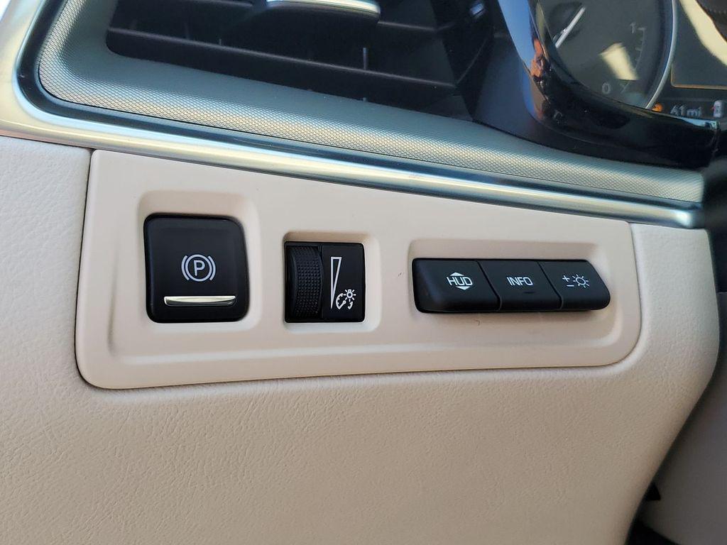 new 2025 Cadillac XT5 car, priced at $61,090